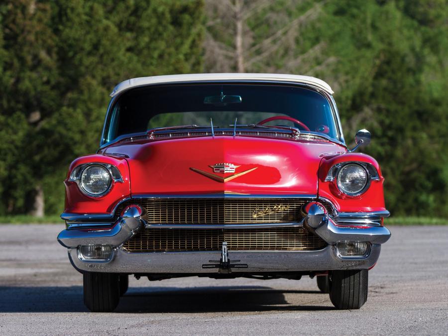  Cadillac Eldorado Biarritz Convertible 1956 года  (фото 8 из 14)